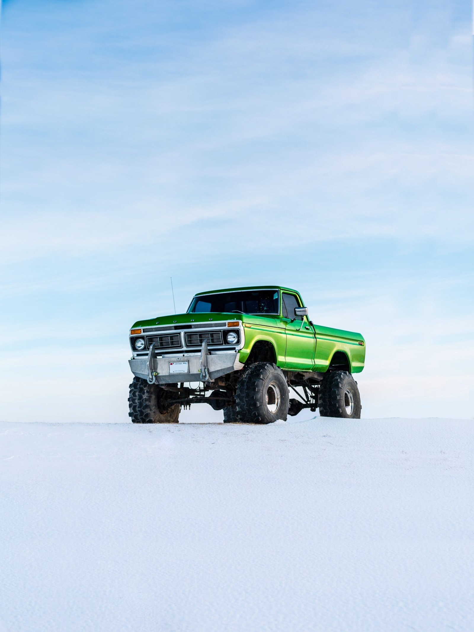 How To Perform Regular Engine Oil Changes
